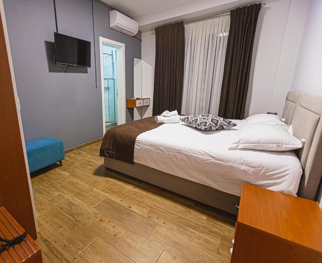 Olivar Hotel Tirana Selitë e Vogël Exteriör bild